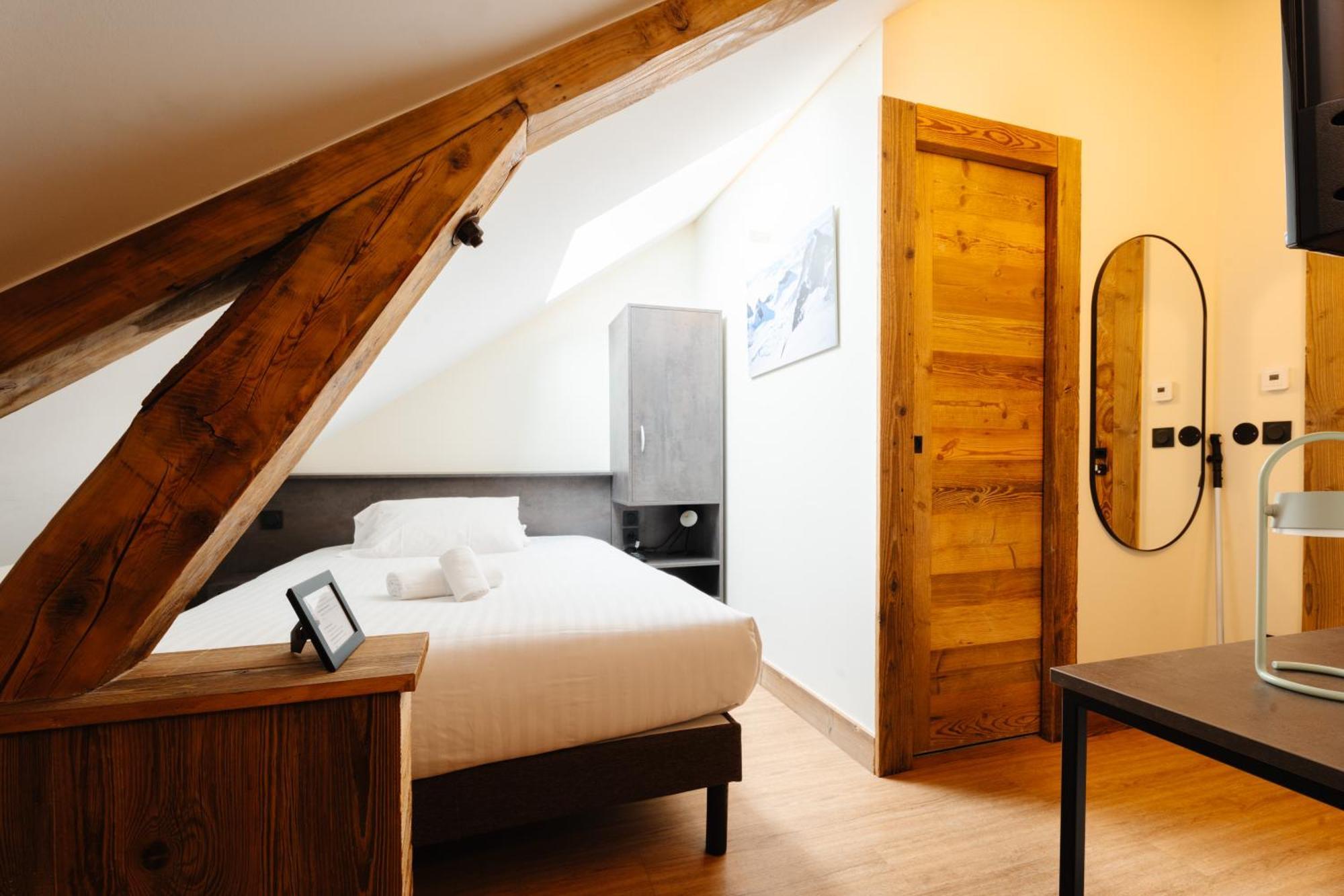 Hostellerie Du Petit Saint Bernard Bourg-Saint-Maurice Buitenkant foto