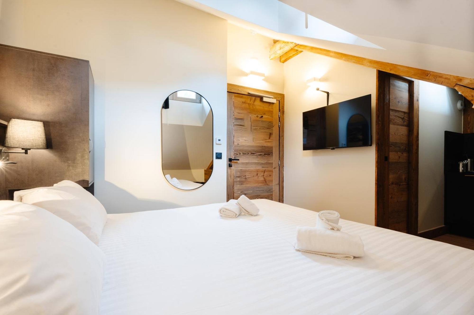 Hostellerie Du Petit Saint Bernard Bourg-Saint-Maurice Buitenkant foto